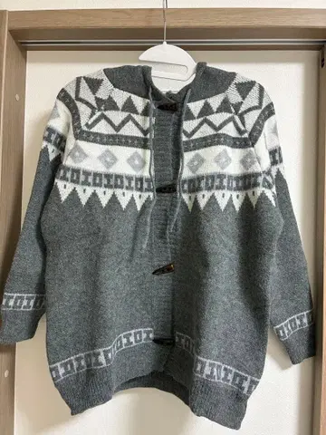 후드 부착 니트 가디건