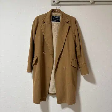 립스타 체스터 코트