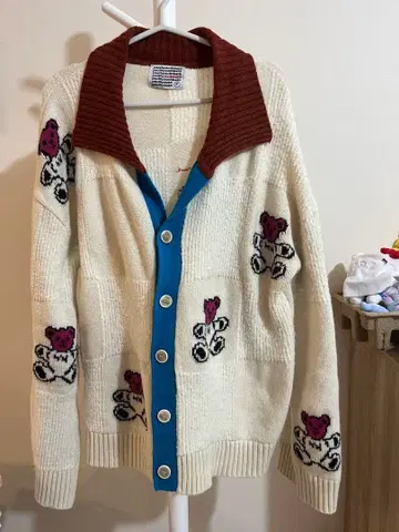 youthbath 곰 자수 니트 가디건