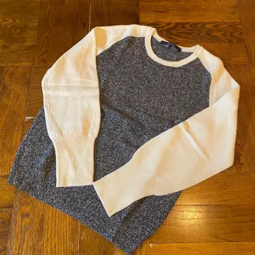 MACPHEE 그레이 아이보리 니트 스웨터