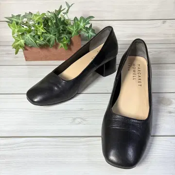 1369 마가렛호웰 펌프스 가죽 블랙 22