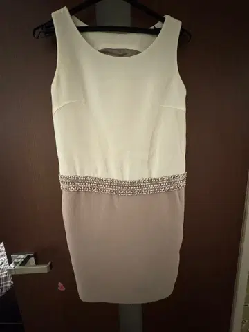 Diagram 슬리브리스 원피스 화이트/베이지