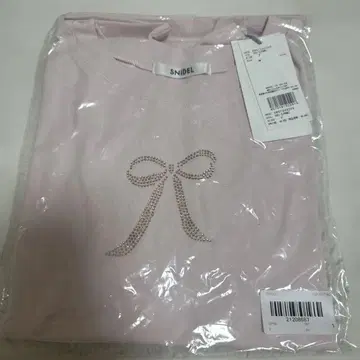 큐빅 리본 T셔츠 여성용