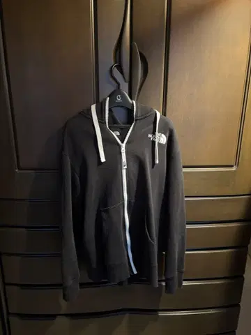 THE NORTH FACE 블랙 후드티