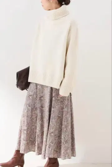 프레임워크 절개 세미 플레어 스커트 36