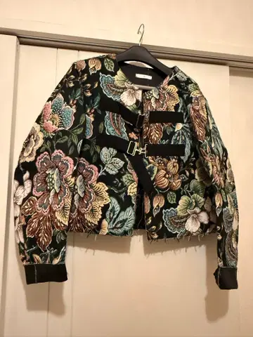 LARGE 노카라 자카드 자켓