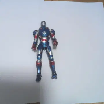 아이언맨 마블 피규어 빨파