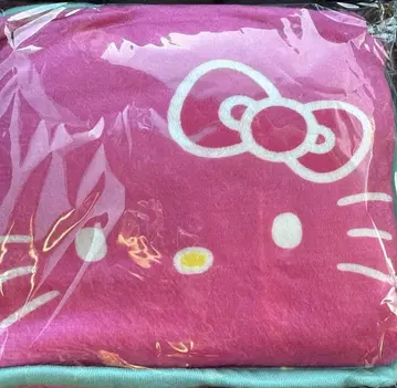 서티원 헬로키티 담요