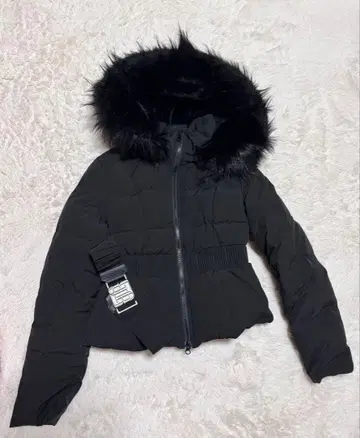 GYDA 퍼 포함 숏 다운 자켓 벨트 포함