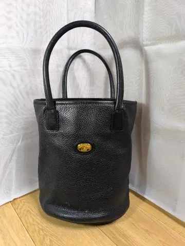 Cencil 블랙 가죽 백