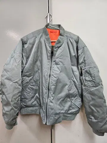 그레이 MA-1 플라이트 자켓