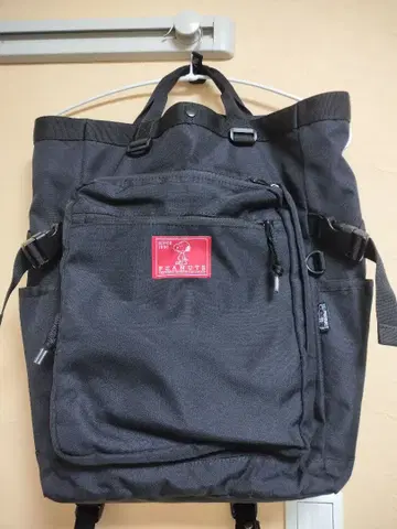 PEANUTS 스누피 블랙 백팩