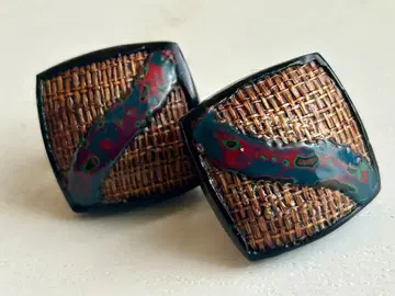 골동품 바구니 같은 무늬 화 레트로 모던 vintage 귀찌