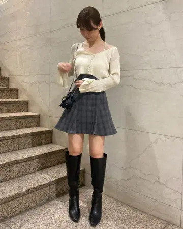 SNIDEL 스나이델 헤므 플레어 스카 숏 팬츠 사이즈 2