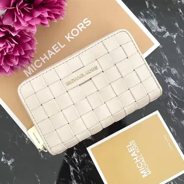 새상품 MICHAEL KORS 마이클코어스 접이식 지갑 화이트