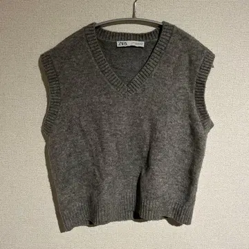 ZARA 그레이 V넥 슬리브리스 니트 베스트