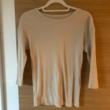 두즈엠 베이지 100% 코튼 7부 소매 티셔츠