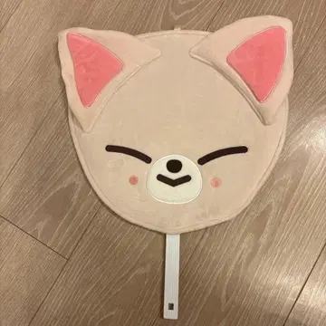 Stray Kids I.N 고양이 귀 부채