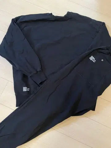 프레쉬 서비스 맨투맨 셋업