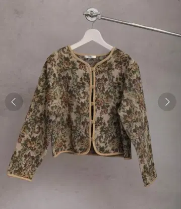 ap 레트로 꽃무늬 가디건