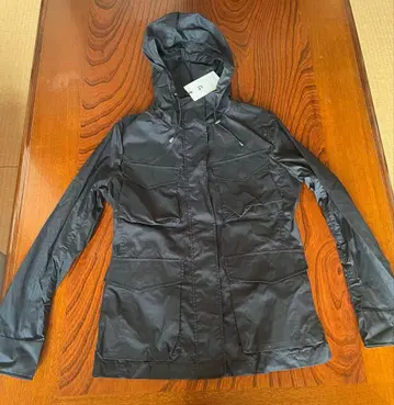 미사용 새상품 유니클로 +J 밀리터리 포켓 후드티