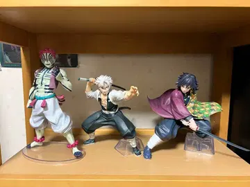 [ 새상품급 ] 아카자 토미오카 기유 시나즈가와 사네미 제일복권 피규어