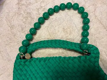 TREASURE 뜨개질 그린 숄더백