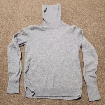 캐시미어 그레이 터틀넥 스웨터 긴팔