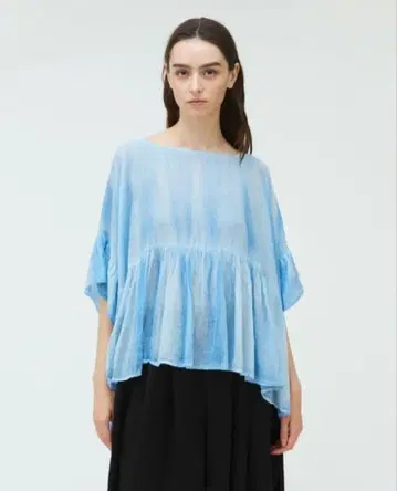 미즈이로 인드 피그먼트 다이 개더 블라우스 블루