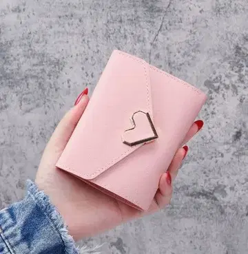 하트 금장 장식 핑크 3단 폴더형 지갑