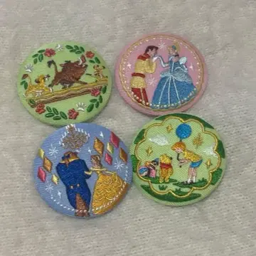 디즈니 자수 핀 배지 4개 세트
