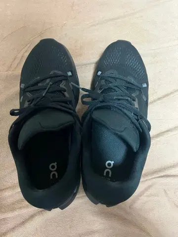 On 클라우드서퍼 2 블랙