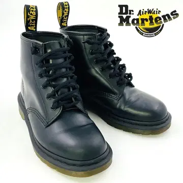 닥터마틴 DR.MARTENS 6홀 레이스업 부츠 10064