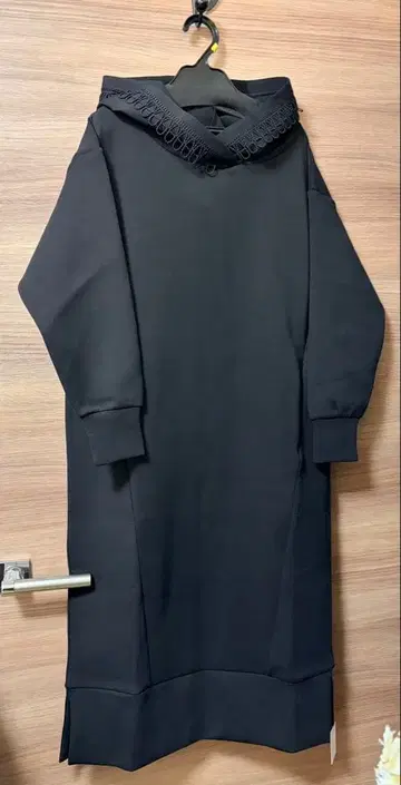 치카자와 레이스 새상품 후드티 원피스 블랙