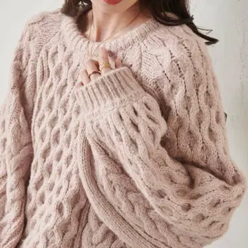 RANAN 오버 사이즈 케이블 루즈핏 니트
