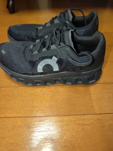 On Cloud Monster 러닝화 스니커즈 블랙