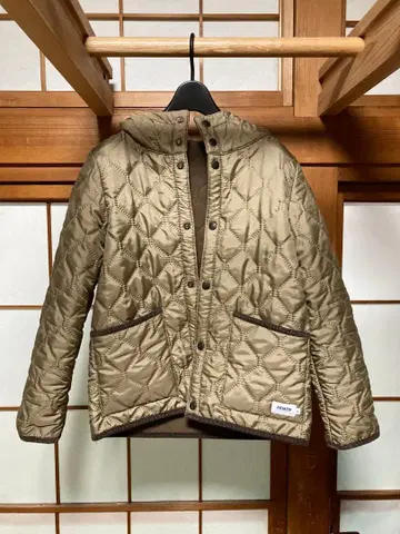 ARMEN 퀼팅 자켓 올리브 사이즈 0 리버서블