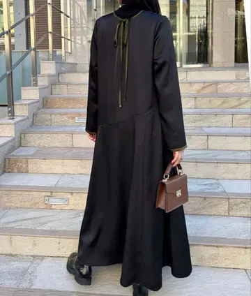 바이컬러 리본 롱 원피스