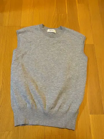 Mila owen 크루넥 베스트