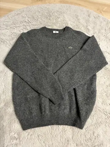 LACOSTE 그레이 니트 스웨터 사이즈 4
