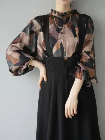 lumier 레트로 프린트 프릴 블라우스 뤼미에