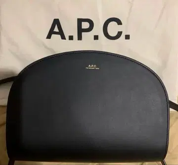 A.P.C 아페쎄 숄더백 블랙