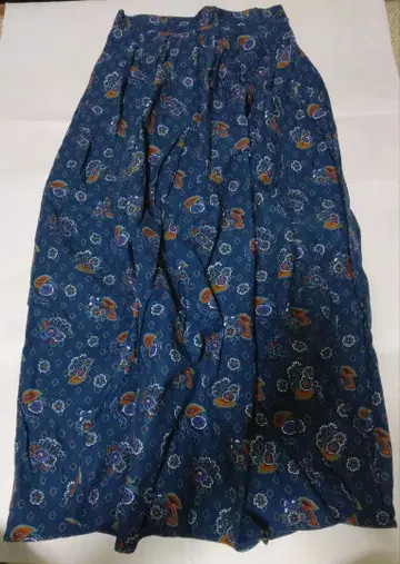 UNITED COLORS OF BENETTON