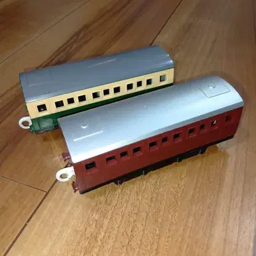 프라레일 토마스 친구 고든 여객차 2량