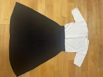 snidel 반팔 니트 원피스 화이트/블랙