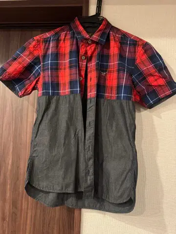 Griffin HARTLAND 반팔 셔츠 빨검 체크