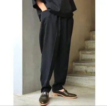 부흐트 bukht 2턱 슬랙스