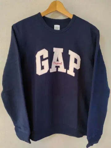 2019 GAP SWEAT SHIRTS