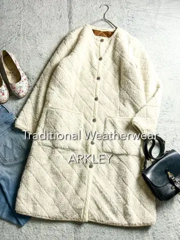 [트래디셔널 웨더웨어] ARKLEY LONG 퀼팅 보아 코트