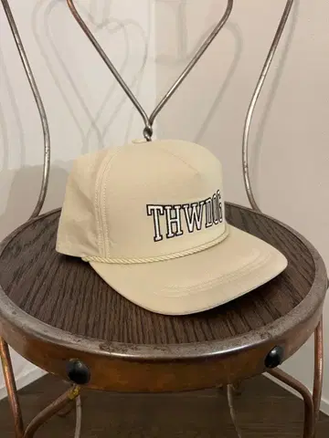 THE HWDOG&CO 캡
